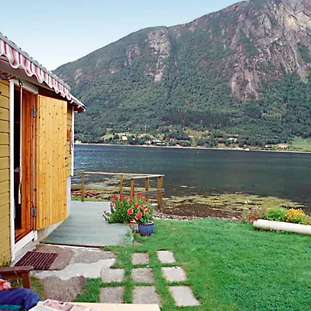 Holiday home One-bedroom Holiday In Vistdal *